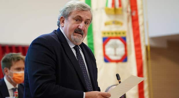Emiliano su emergenza Covid: “Ho parlato con il Ministro Speranza… la Puglia è pronta per la terza dose per tutti”