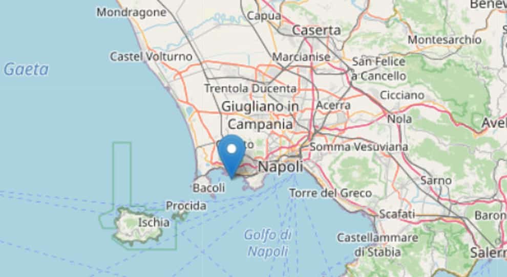 Terremoto a Napoli, nel cuore della notte, epicentro a Pozzuoli, tanta gente svegliata all’improvviso