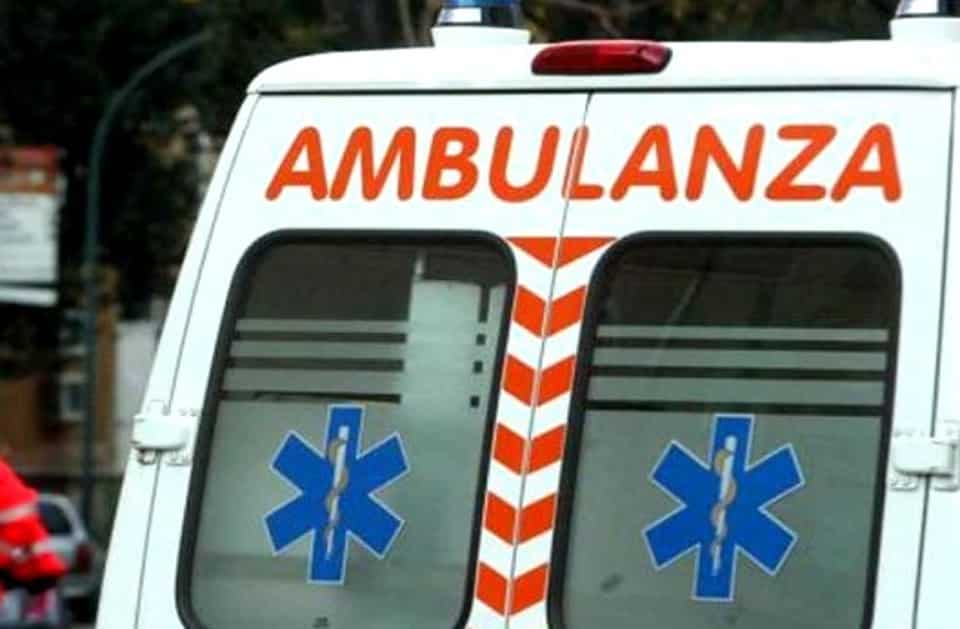 Bari, drammatico incidente sulla Statale 16, centauro 36enne muore dopo una rovinosa caduta