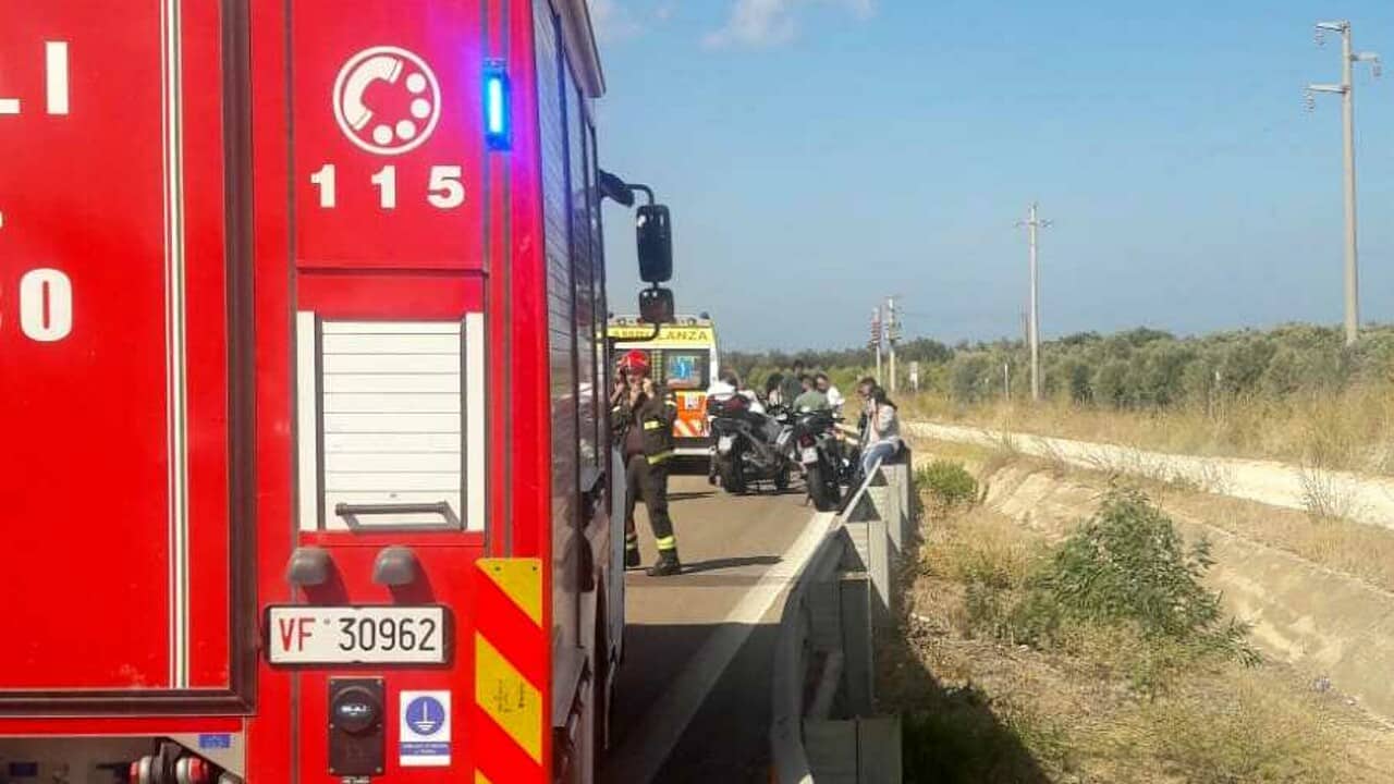 Superstrada Brindisi – Bari, auto contromano travolge moto, feriti i due motociclisti