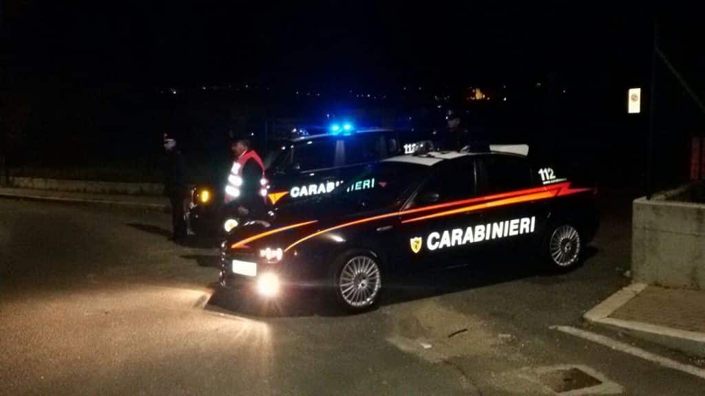 Puglia rapina in villa, per ore madre e figlia in ostaggio di tre malviventi