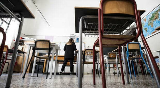 Catania, attimi di paura a scuola, bimba di 11 anni vola dalla finestra