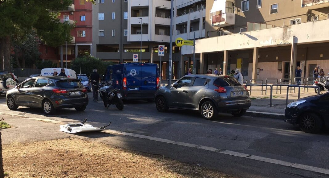 Bari, questa mattina assalto ad un portavalori fuori dall’ufficio postale, i banditi sono fuggiti con tutto il bottino