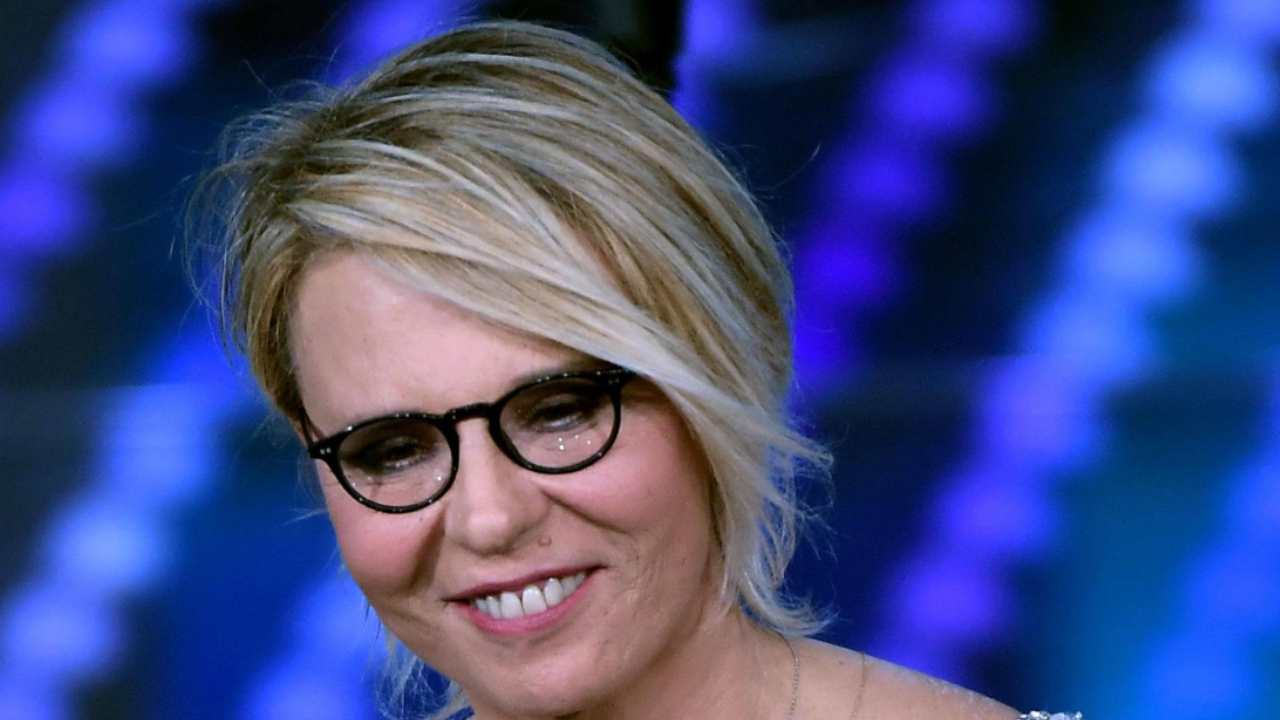 Diana Del Bufalo, diretta su Maria De Filippi “E’ poco fisica”