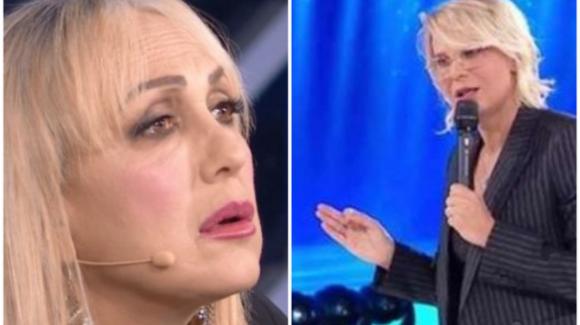 Maria De Filippi al veleno contro Alessandra Celentano che rivela “Dopo quello che mi ha detto non ci siamo più parlate”