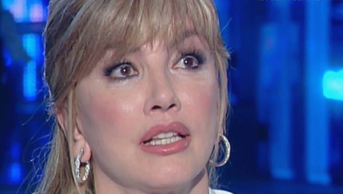 Milly Carlucci, le sue parole di incredulità sullo scontro tra Lucarelli e Cassini