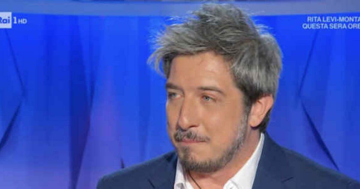 Paolo Ruffini, alla prima del suo film mostra la sala quasi deserta, come si comporta con i pochi presenti