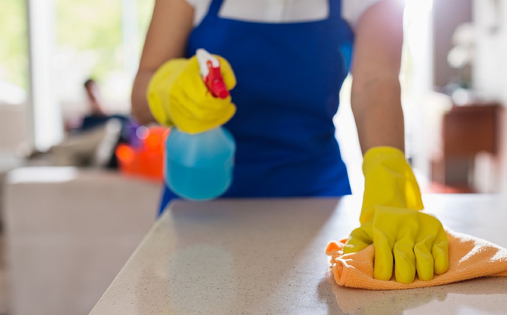 Per pulire a fondo la casa ti serve solo un’ora con questi trucchetti, fai partire il cronometro e rimarrai sorpresa