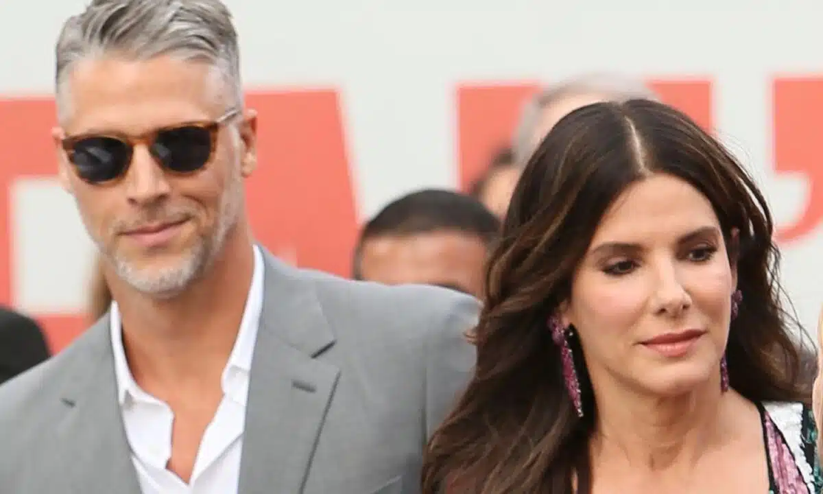 Bryan Randall, fotografo e compagno di Sandra Bullock, è morto