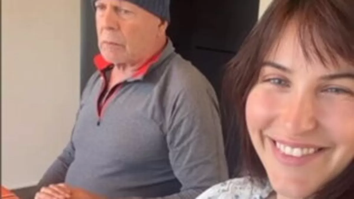 Scout LaRue Willis condivide un toccante video su Instagram, mostrando un momento di affetto con il padre Bruce Willis, lottando contro la demenza frontotemporale.