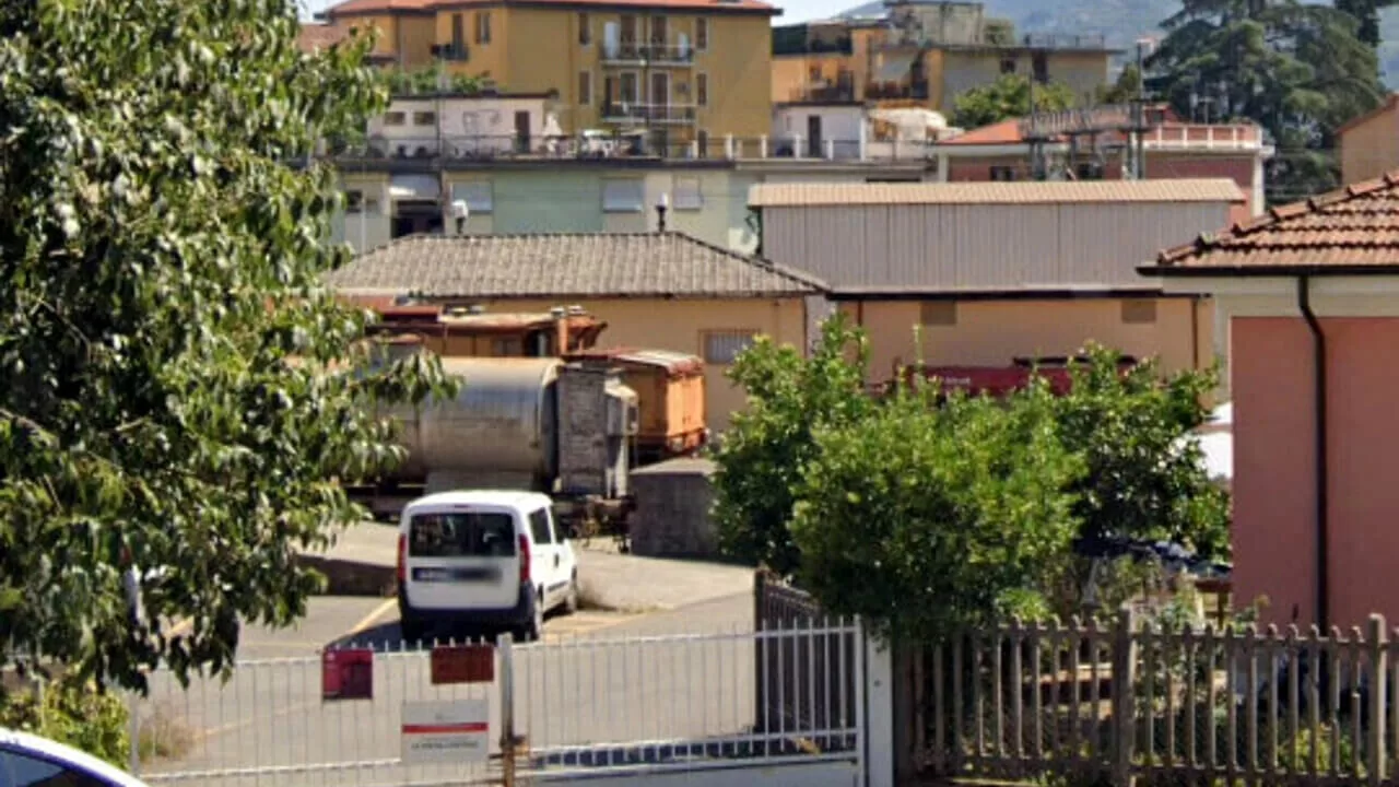 Operaio di 55 anni muore in un incidente al museo ferroviario. La CGIL denuncia la mancanza di sicurezza e di controlli.