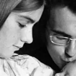 In occasione del 53esimo compleanno di Ylenia Carrisi, Al Bano e Romina Power condividono su social media ricordi e messaggi toccanti, mantenendo viva la memoria della figlia scomparsa nel 1994.