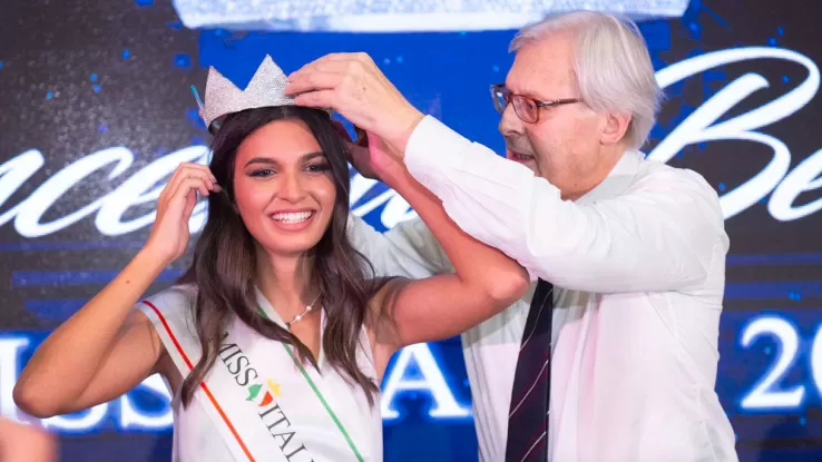 Francesca Bergesio, 19 anni, è stata eletta Miss Italia 2023. Il padre, senatore Giorgio Maria Bergesio, esprime grande orgoglio per il successo della figlia.