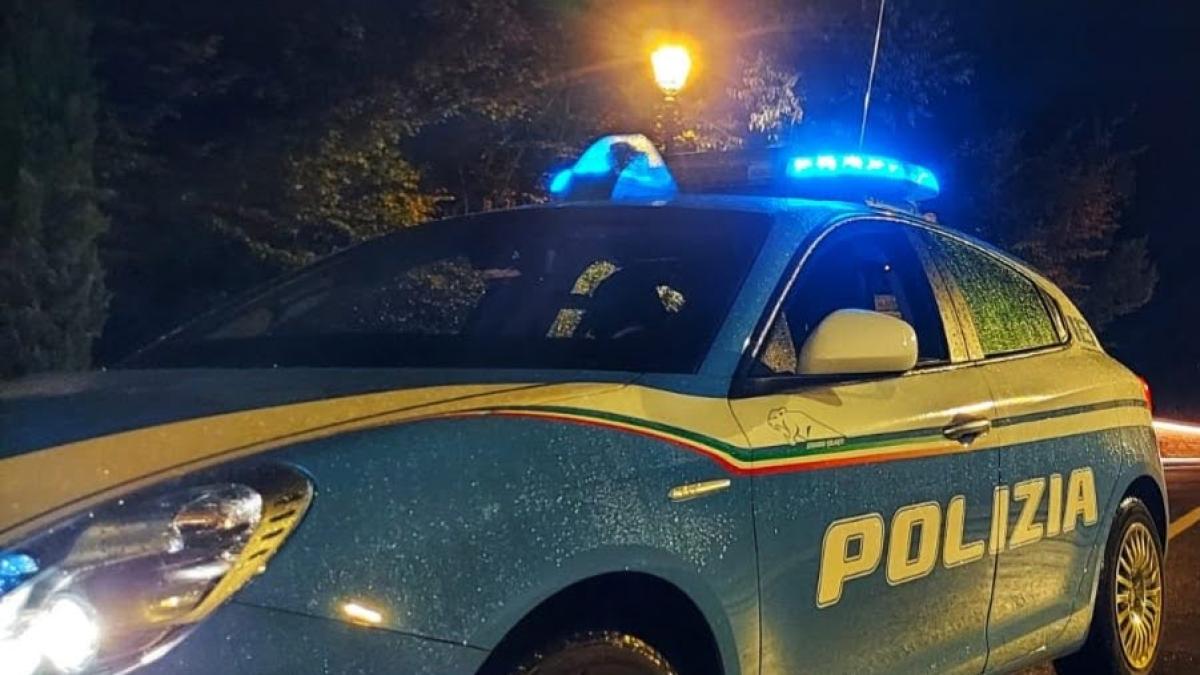 Una violenta lite per un parcheggio ad Andria si è conclusa con un uomo che ha perso un orecchio, e l'aggressore di 59 anni arrestato per lesioni gravissime.