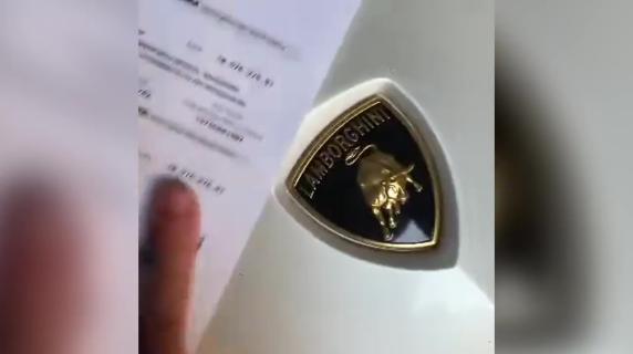 Imprenditore usa una cartella esattoriale da 50 milioni di euro per pulire la sua Lamborghini