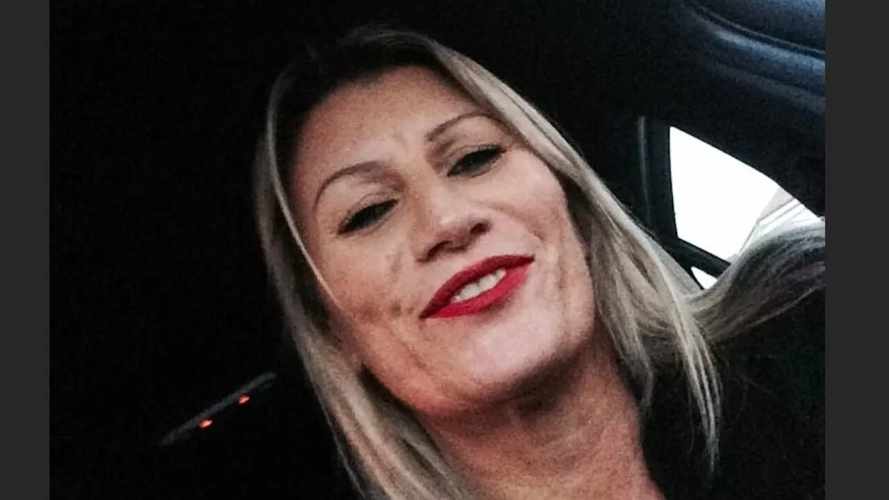 Pescara è stata scossa dalla prematura scomparsa di Barbara Paolone, un pilastro nel mondo dello spettacolo e amatissima moglie del comico Vincenzo Olivieri.