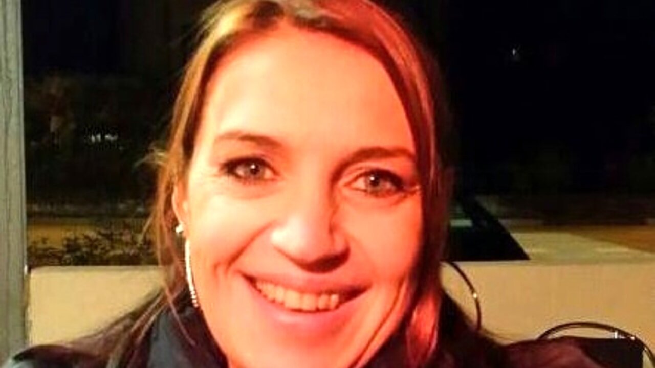 La comunità di Campolongo è stata colpita dalla perdita improvvisa di Barbara Perin, una madre di 51 anni, descritta come una persona solare e benvoluta.