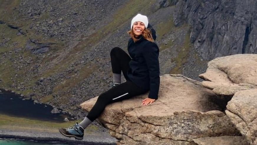 A soli 26 anni, Erica Galli di Scandicci è deceduta in seguito a un improvviso malore, poco dopo la perdita del padre, lasciando un vuoto profondo nella sua famiglia.