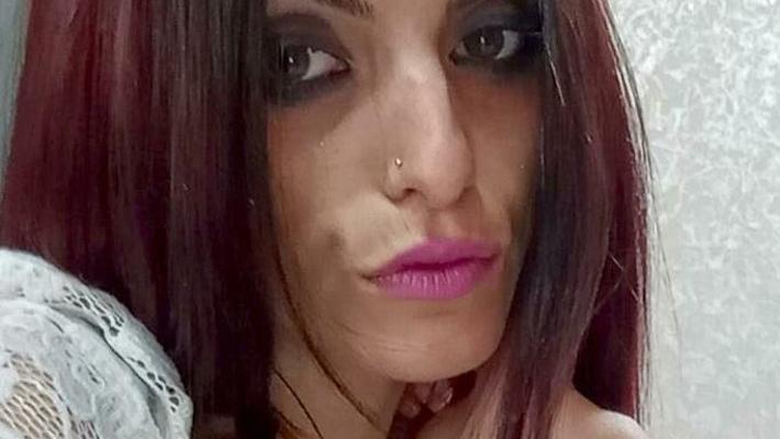 Nel carcere napoletano di Poggioreale, Andrea Napolitano, reo confesso del femminicidio di Ylenia Lombardo, si è tolto la vita, sollevando questioni sulla cura dei detenuti con problemi di salute mentale.