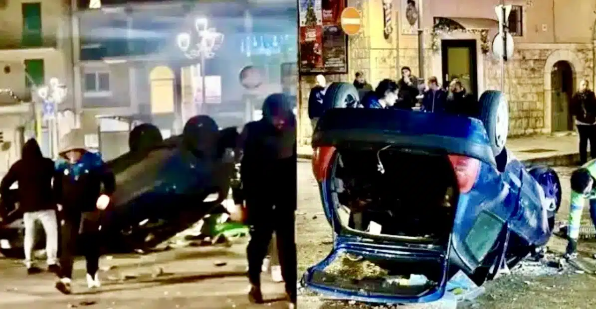 Durante i festeggiamenti di Capodanno, un gruppo di giovani a Molfetta ha fatto esplodere un'auto usata da un padre per il figlio disabile, portando a 5 arresti.