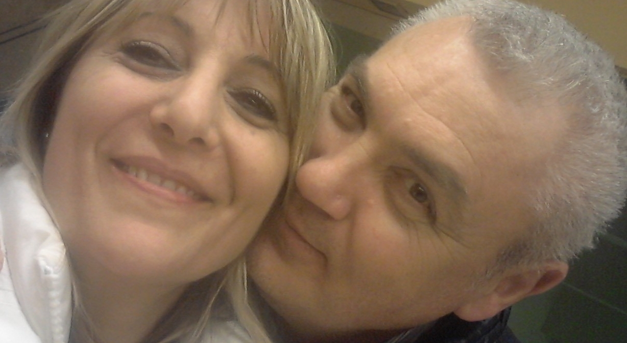 Tragedia a Scauri: Maria Giovanna Lioniello e Carmelo Martinoli, moglie e marito, muoiono di infarto a pochi minuti di distanza. La comunità è in lutto.