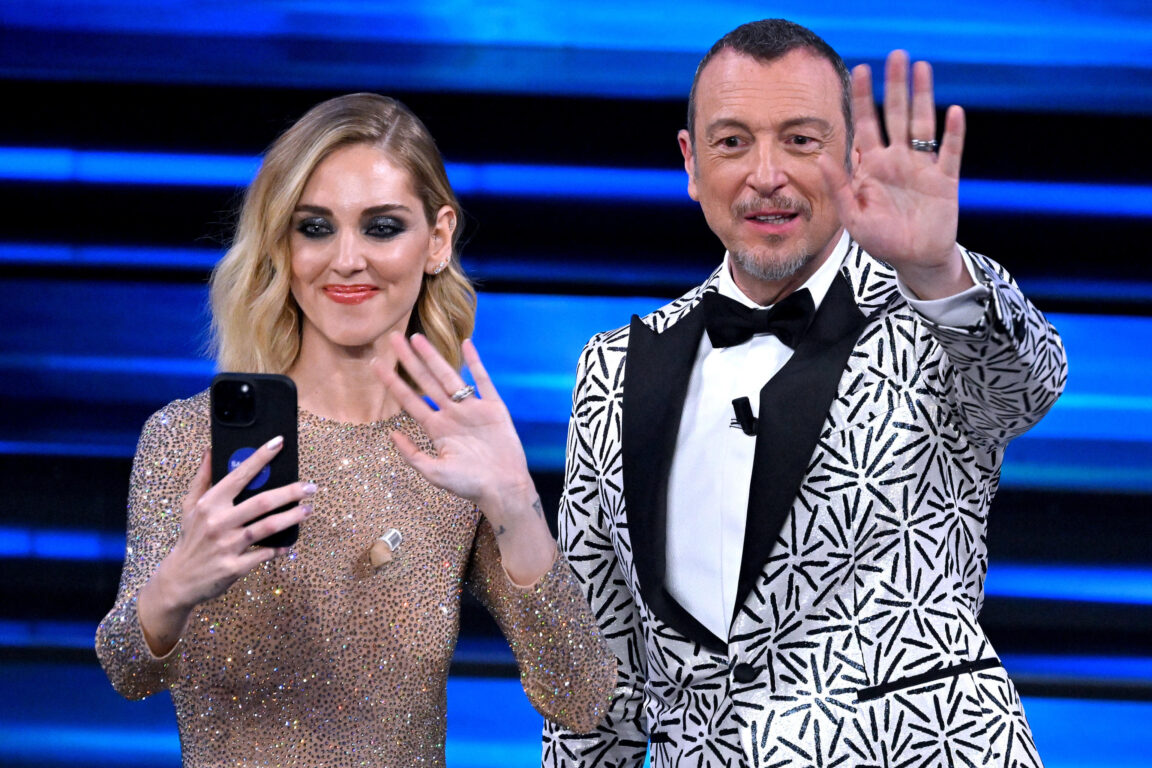 In un'intervista a Repubblica, Amadeus commenta il caso di Chiara Ferragni, sottolineando come a un certo livello non siano permesse sviste.