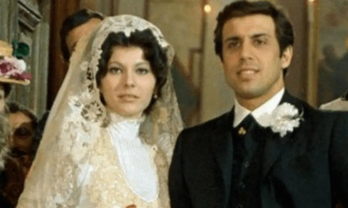 Il leggendario amore tra Adriano Celentano e Claudia Mori, che dura da quasi 59 anni, è un emblema nel mondo dello spettacolo.