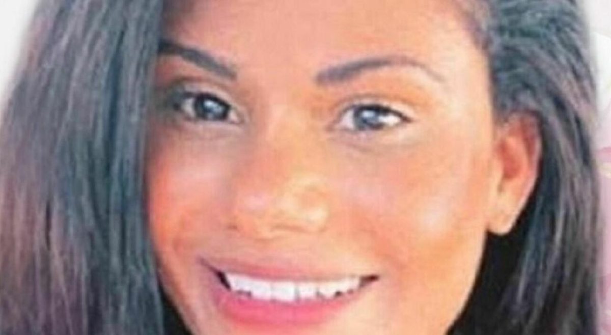 «La diagnosi un anno fa». Lascia il marito e il figlio di 7 anni