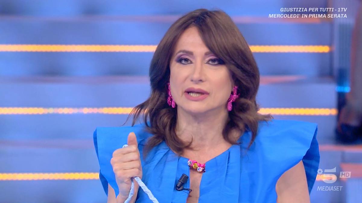 Guerra di ascolti tra Mediaset e Rai, l’Isola dei Famosi di Luxuria avrà un valido competitor