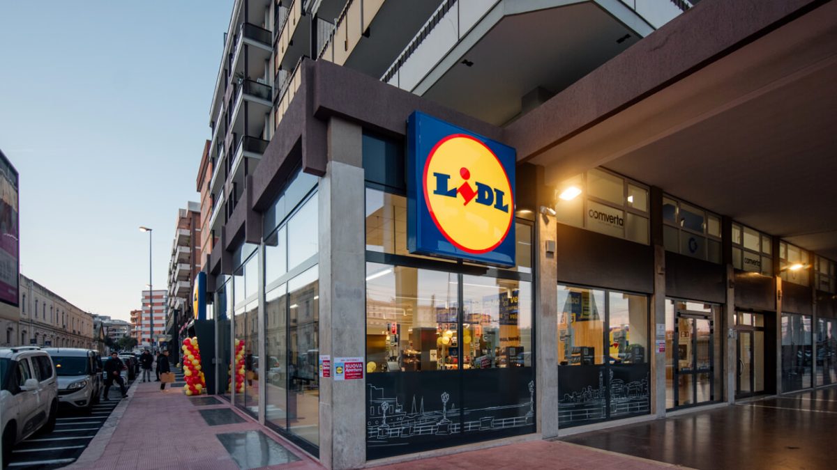 Bari, inaugurato il nuovo supermercato Lidl in via Capruzzi