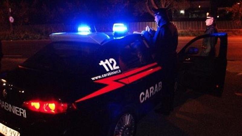 Ancora ignoti i motivi che hanno spinto la  carabiniera 25enne  a togliersi la vita con la pistola d’ordinanza